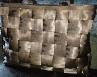 Vintage 90's Harvey's original seatbelt Mercedes Edition (Rare) purse. XLarge.