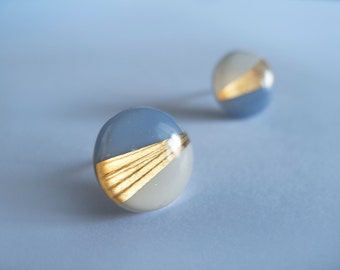Blue Gray White & 23k Gold Round Stud Earrings - Hypoallergenic Titanium Posts
