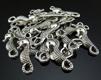 set of 5 Silver seahorse charm 22mm