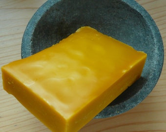 Beeswax - 15 oz/ 420 g of pure beeswax as natural as possible