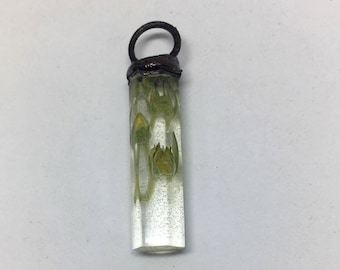 Plant Resin Necklace, Resin Flower Jewelry, Pressed Flower Jewelry, Crystal Resin Pendant, Terrarium Jewelry, Plants in resin