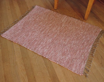Hand Woven Rag Rug Dusty Rose Twill 26" x 35"
