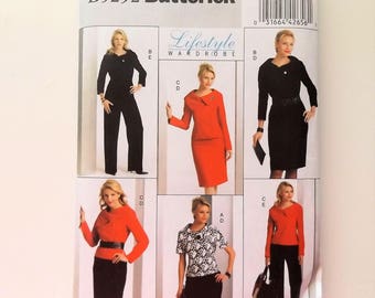 Misses jacket, skirt and pants. Butterick pattern, Lifestyle wardrobe, Size 14 to 22