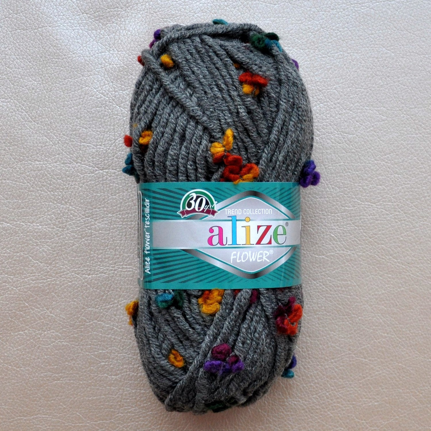 Alize yarn. Alize Maxi FLOWER yarn. Winter yarn. Fancy yarn. Wool yarn