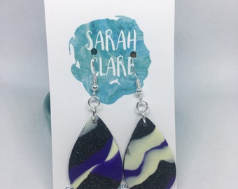 GALAXY // Hook Dangle // Blackglitter.Paleyellow.Purple