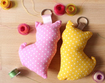 Keyring "a kitten with polka dots!"