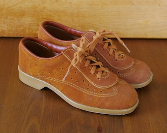 Vintage Bowling Shoes Brown Leather Suede Lace Up Sport Sneakers Women 5 Brunswick Ladies Athletic Footwear 60s Oxford Loafers Epsteam