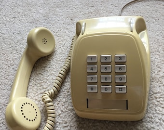 Telecom Australia Push Button Phone