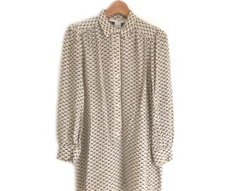 Black/White Silk Greyhound Pattern Collared Tunic Blouse