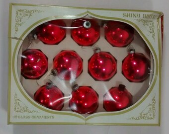Vintage Shiny Brite Solid Red Glass Christmas Ornaments in Box