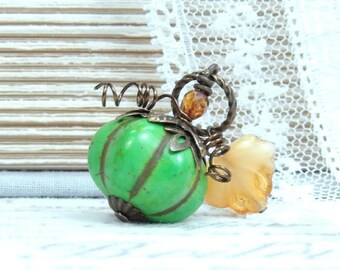 Green Pumpkin Necklace Thanksgiving Necklace Fall Gift Pumpkin Pendant Autumn Necklace Pumpkin Gift