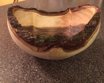 Maple natural edge bowl 1