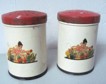 Vintage 1930s Art Deco tin Salt and pepper shakers