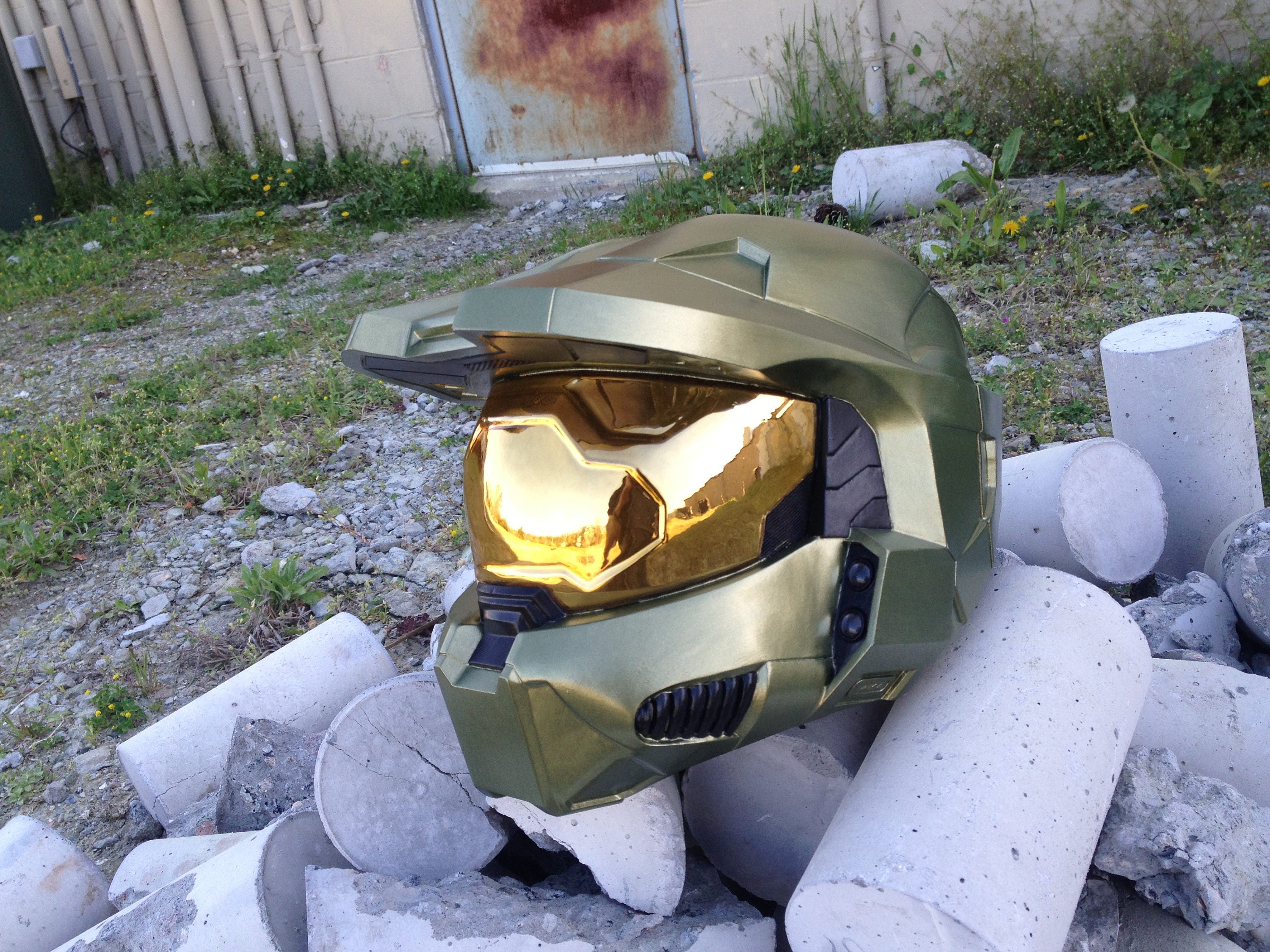 Halo 3 Mark VI Master Chief helmet