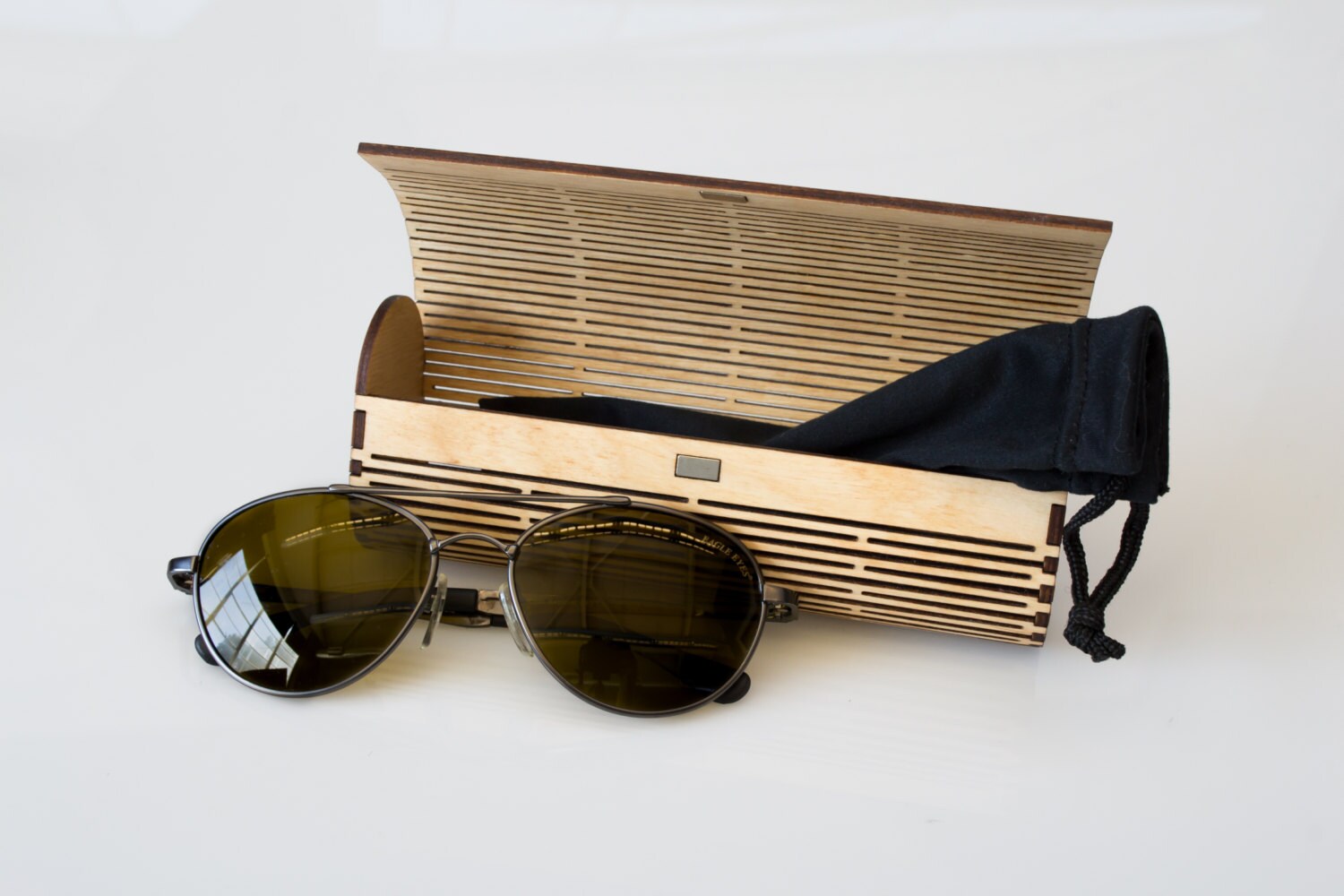 Laser Cut Wood Glasses Case / Living Hinge Design / Natural