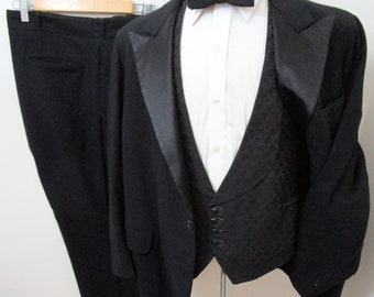Vintage 1930s 3pc Tuxedo 46 R WEDDING suit