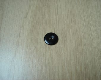 hollow round shape black button