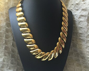 Vintage Goldtone choker Necklace