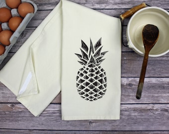 Tea Towel - Pineapple Towel - Kitchen Towel - Dish Towel - Housewarming Towel - Pineapple