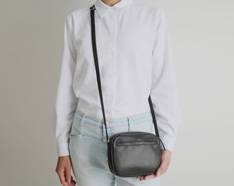 Crossbody Zip Bag Black Leather, Small Leather Purse, Shoulder Bag, Small Cross Body Bag, Crossbody Purse