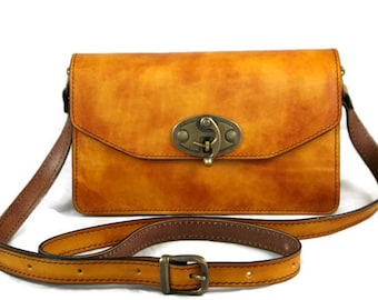 Amber leather shoulder bag,handmade,handcrafted,yellow,italian,genuine,real,elegant ,everyday use,going out,hand painted,quality,clasp,strap