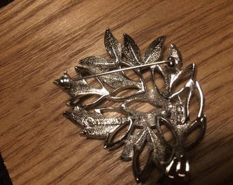 Sarah Coventry stamped silver leaf brooch
