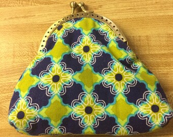 Flowers with Butterflies Kiss Lock Coin Purse