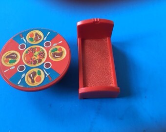 Fisher Price Little People Castle Pieces Table and Single Bed