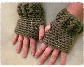 Mens size fingerless gloves one size