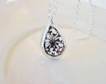 Teardrop Framed Glass Pendant, Pressed Flower Necklace, Soldered Jewelry, Stained Glass Style Botanical Jewelry, Glass Pendant Necklace