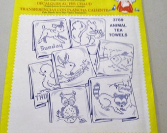 Aunt Martha's Hot Iron Transfers #3789 Animal Tea Towels Days Of The Week