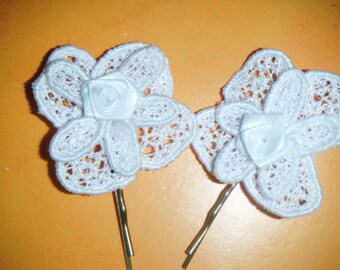 Set of 2 hair clips made in lace