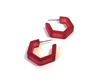 Cranberry Hoop Earrings | Cranberry Mauve Red Frosted Honeycomb Hex Hoops | mod lucite hoop earrings