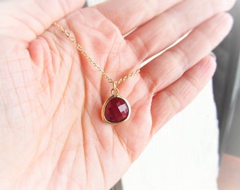 Garnet Pendant Necklace, Gold January Birthstone Charm Necklace, January Birthday Jewelry, Dark Red Necklace, January Gift for New Mom