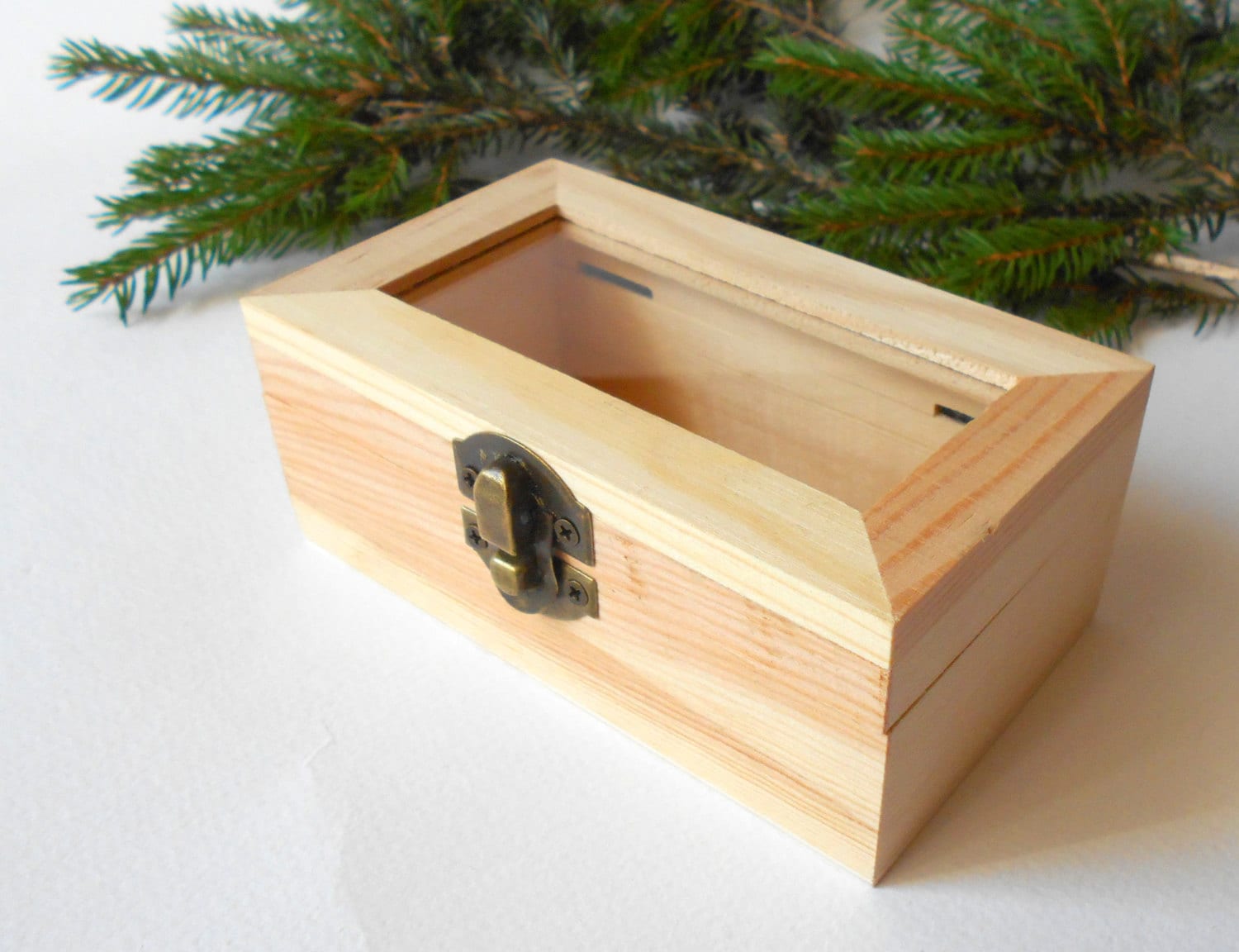 small presentation box