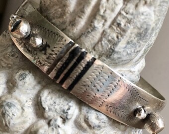 Tuareg bracelet with knobs, Sahara