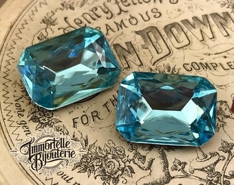 18x13mm Aquamarine Blue Octagon Rhinestone Faceted Jewel Cabochon - Vintage Glass Cabochon High Quality - 2pcs