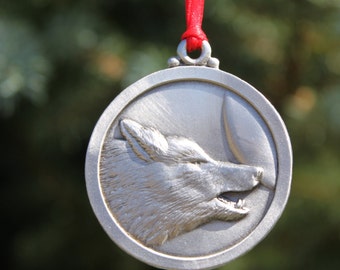 Hastings pewter Lead Free Pewter Wolf Ornament decoration Howl at the Moon wolf howling gift Made in Michigan United States