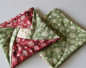 Insulated Christmas Quilted Potholders