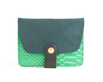 Cardholder Trégana - peacock blue and green "croco"