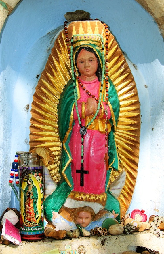 Virgen de Guadalupe - La Villita (5" x 7" photographic greeting card - blank inside/with envelope)