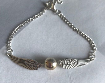 Harry Potter Golden Snitch Bracelet, Harry Potter Jewelry, Harry Potter Jewellery, Golden Snitch Jewellery, Golden Snitch Jewelry, Quidditch