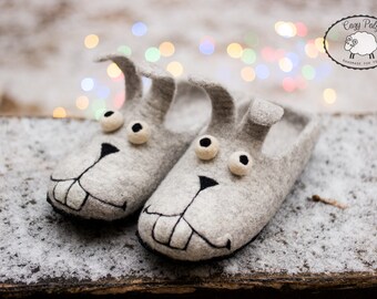 Funny gifts for her easter bunny felted slippers cozy mom gift, womens slippers rabbit Wool slippers Bunny slippers felt slippers