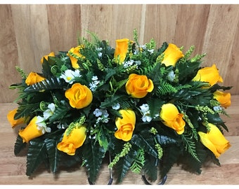Headstone saddle cemetery flowers saddle grave decoration flowers headstone flowers for grave Spring grave flowers memorial arrangement