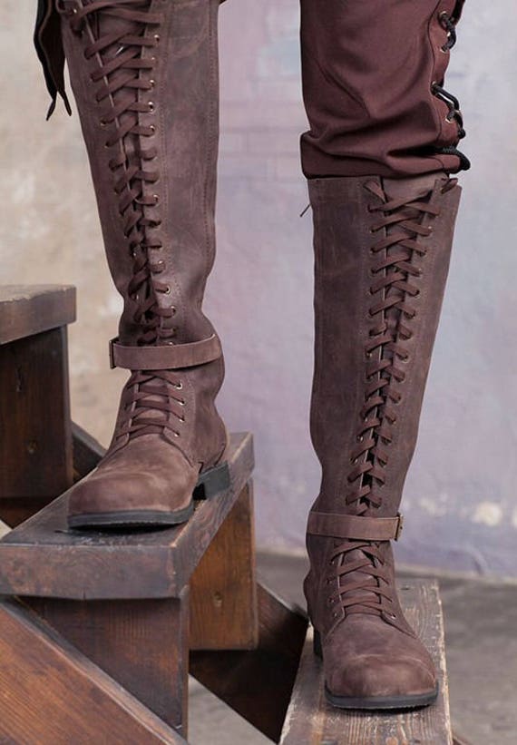 Knee high mens boots / Lace up medieval leather boots