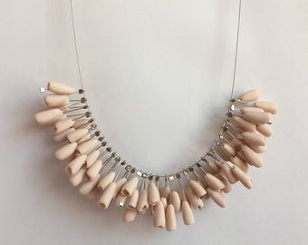 Minimal Flower Bud Necklace in Pink (Pink Floral Statement Necklace)