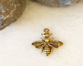 GOLD Queen Bee Charm / Gold Charm / Gold Queen Bee / Gold Bee Charm / Pewter Charm