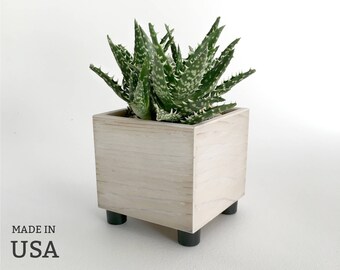 White Wood Succulent Planter, Country Rustic Theme Cottage Chic Decor, Wedding Decor, White Distressed Finish