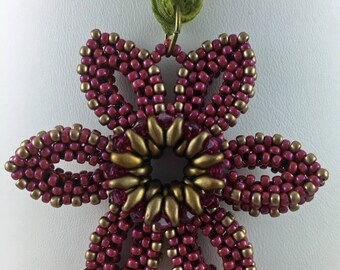 Lazy Daisy Necklace