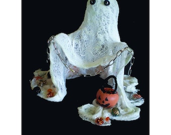 Halloween decoration vintage style old fashioned cheesecloth glow in the dark ghost retro spooky home decor Trick or Treat primitive
